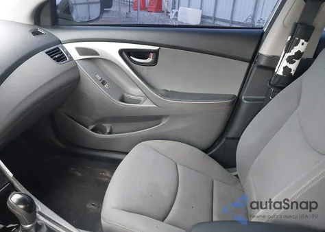 2014 Hyundai Elantra Se (Ulsan Plant) z USA, uszkodzony, nr VIN KMHDH4AE8EU097505